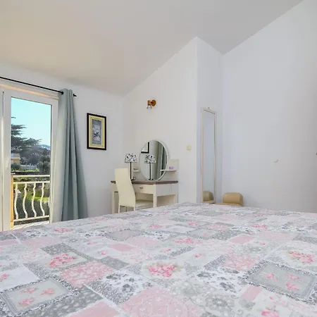 Biserka - 50 M From Apartman