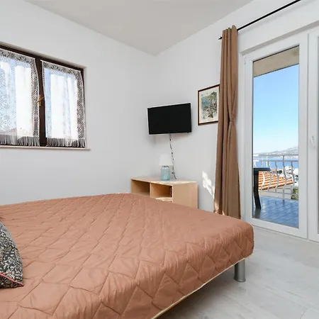 Biserka Apartmán Trogir