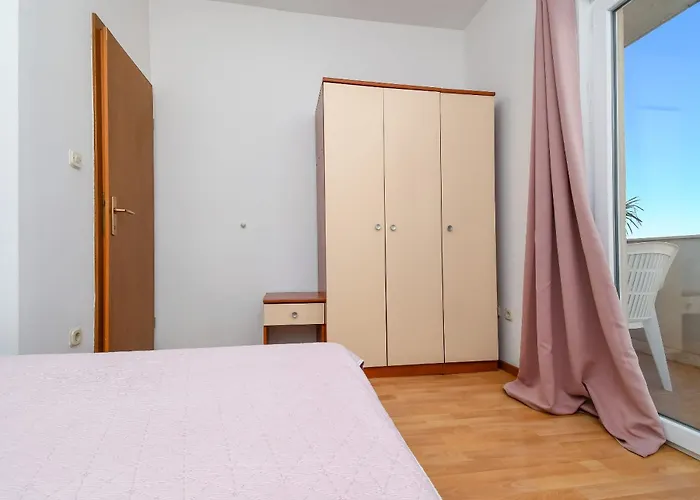 Biserka * 特罗吉尔