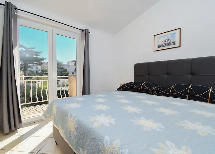 Appartement Biserka *