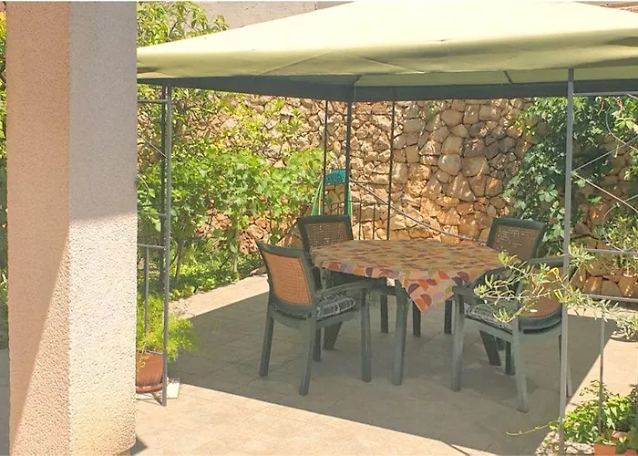 公寓 Biserka 特罗吉尔