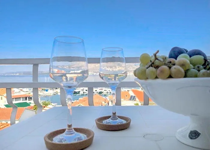 Biserka * 特罗吉尔