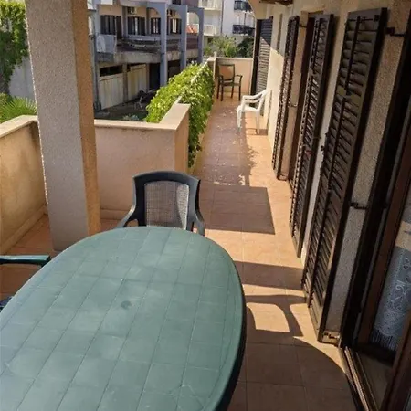 Appartamento Biserka - 50 M From *