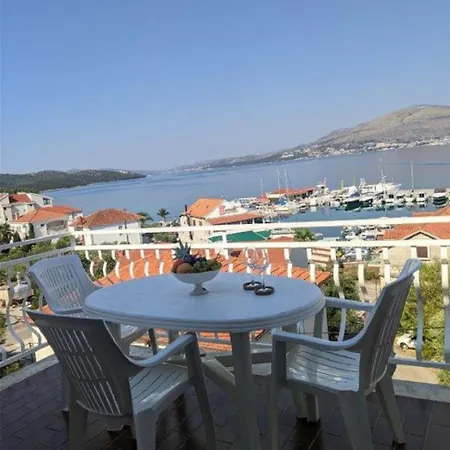 Biserka - 50 M From Appartamento *