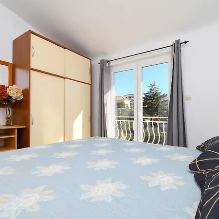 Apartment Biserka