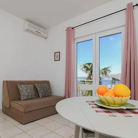 Apartment Biserka *