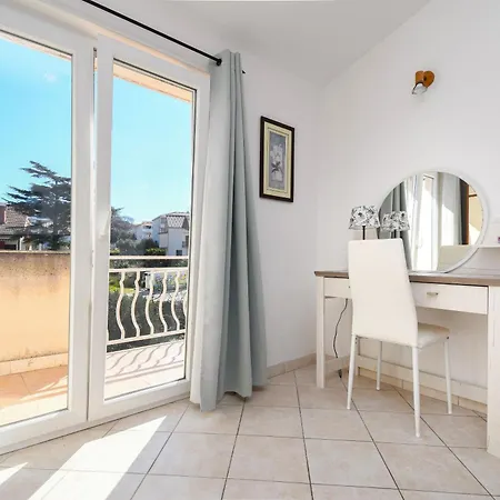 Appartamento Biserka - 50 M From Traù