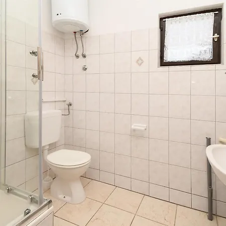 Biserka - 50 M From Appartamento *