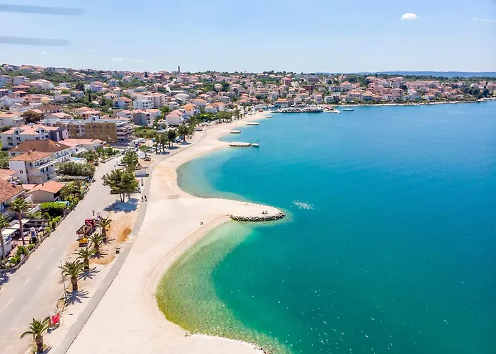 Biserka 아파트 트로기르